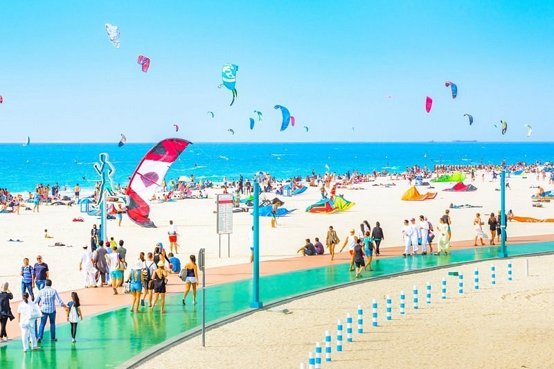 Kite Beach, Dubai, UAE, crowded