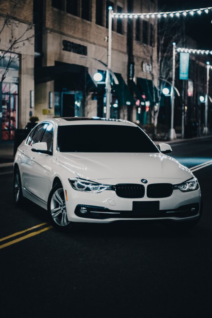 White BMW, Series 7, front view